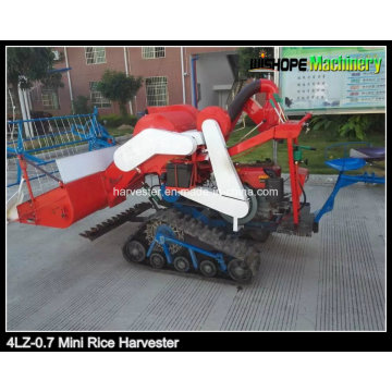 Agricultural Machinery Small Combine Harvester for Sale